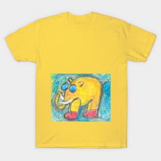 Yellow elephant with glasses and red socks T-Shirt